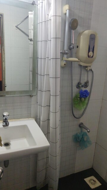 Bathroom in 3 BHK Apartment at Sai Siddhi Tower, Ghatkopar East – for Rent