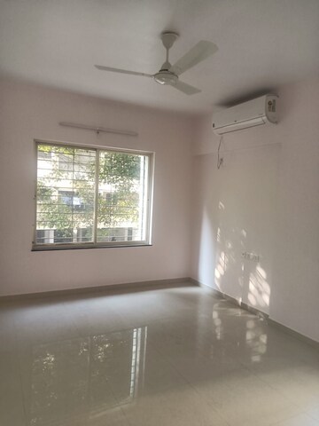Room in 3 BHK Apartment at Harsh Paradise, Aundh – for Sale