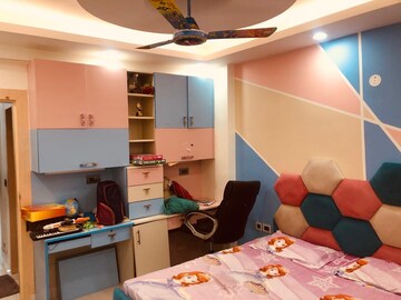 Master Bedroom in 3 BHK Apartment at ABA Ivy County, Sector 75 – for Rent
