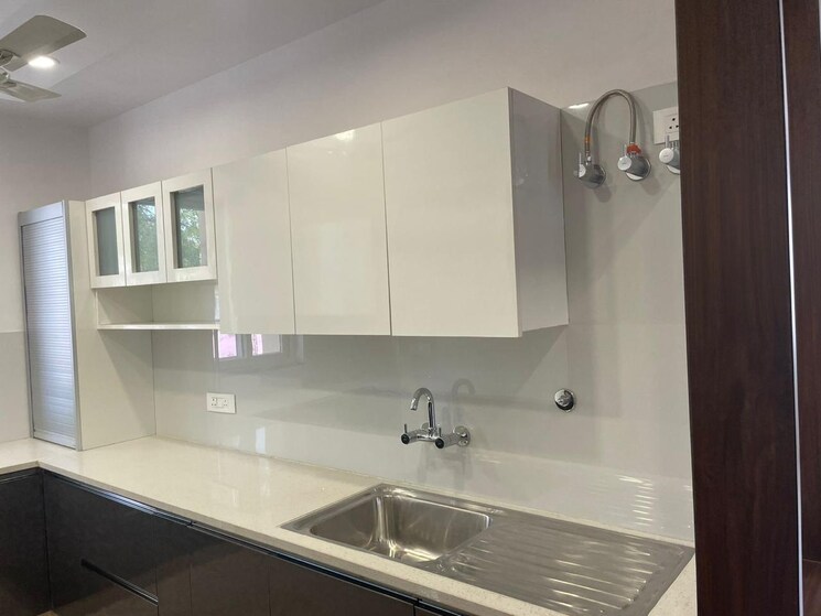 Bathroom, sector 21d 3 Bedroom 1250 Sq.Ft. Apartment In Sector 21d Faridabad 8001872