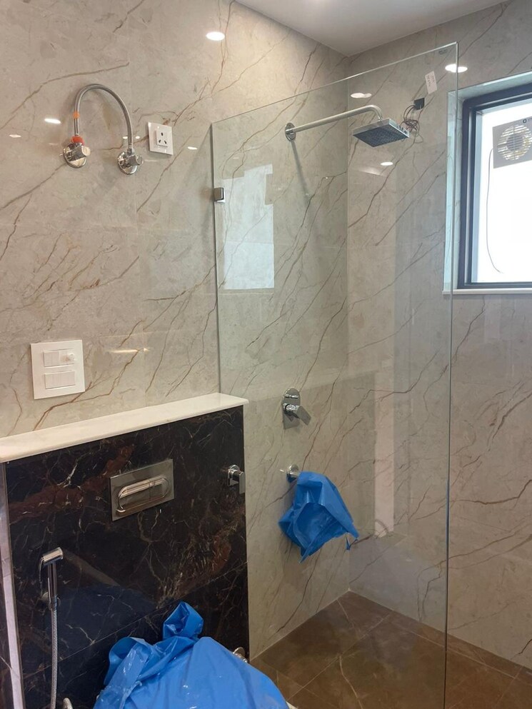 Bathroom, sector 21d 3 Bedroom 1250 Sq.Ft. Apartment In Sector 21d Faridabad 8001872