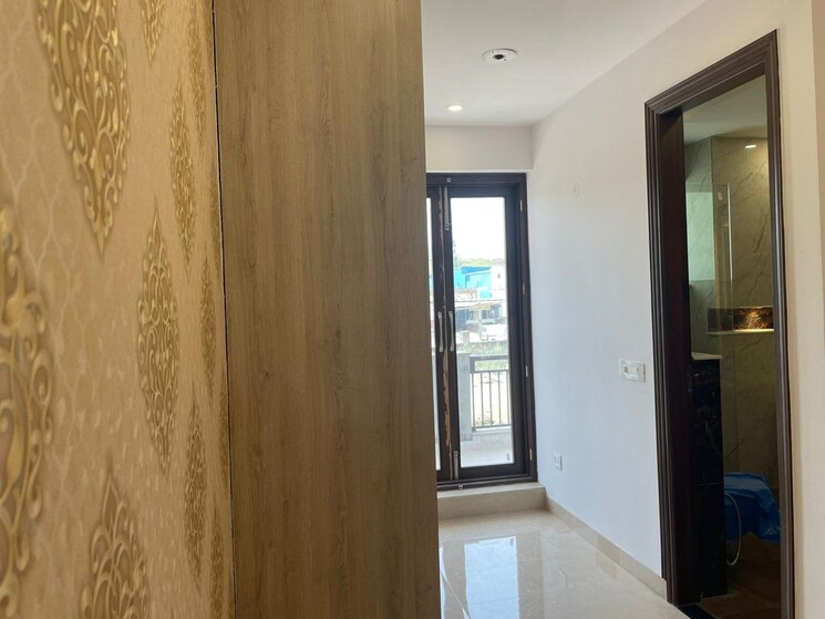 Room, sector 21d 3 Bedroom 1250 Sq.Ft. Apartment In Sector 21d Faridabad 8001872