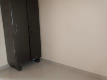 Room in 1 BHK Penthouse at Ejipura – for Rent