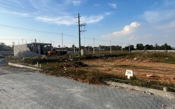 Plot For Sale in Hapur Road