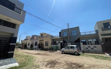 Plot For Sale in Bhabat