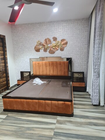 Bedroom in 4 BHK Apartment at Prateek Edifice, Sector 107 – for Rent
