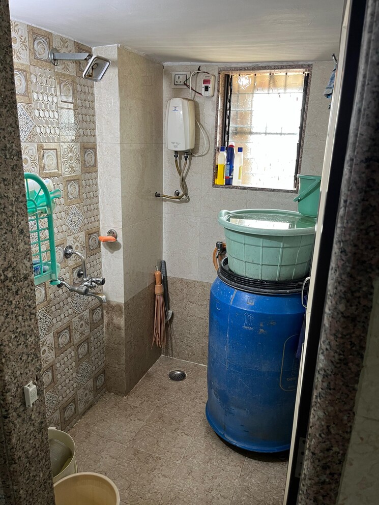 Bathroom, rai-heaven 1 Bedroom 596 Sq.Ft. Apartment In Kalyan East Thane 8001946