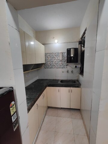 Kitchen in 1 BHK Builder Floor at Sector 40 – for Rent