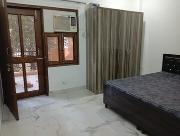 Room in 3 BHK Apartment at Sector 57 – for Rent