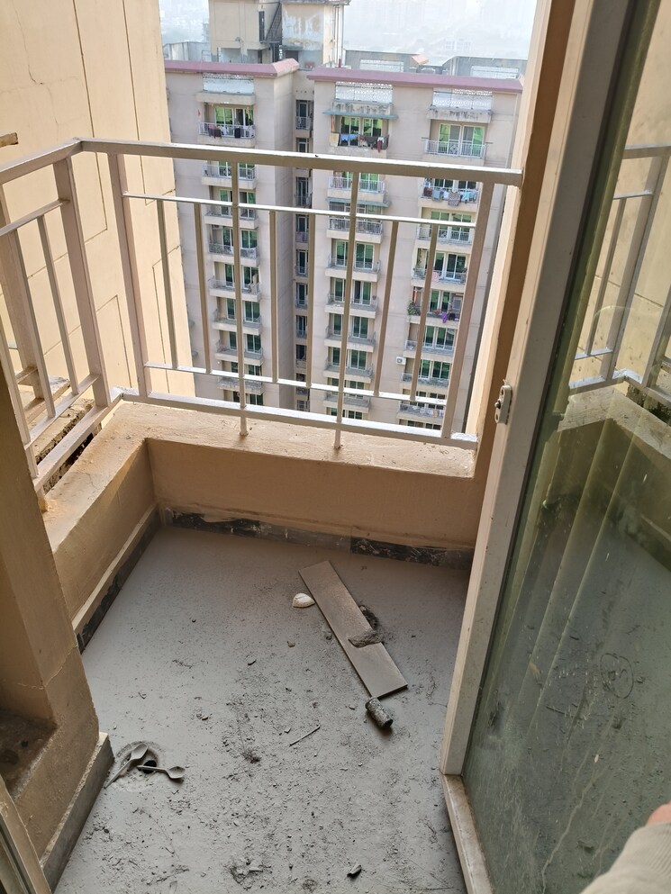 Balcony, migsun-roof 2 Bedroom 894 Sq.Ft. Apartment In Raj Nagar Extension Ghaziabad 8001964