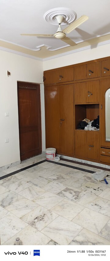 Bedroom in 3 BHK Apartment at Sector 6, Dwarka – for Rent