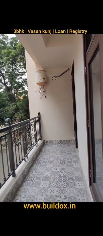 Balcony in 3 BHK Builder Floor at Vasant Kunj – for Sale