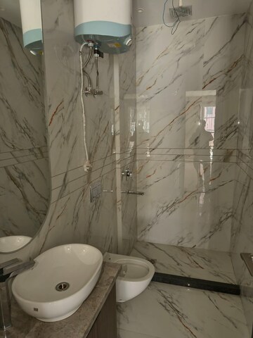 Bathroom in 3 BHK Builder Floor at Ansal Sushant Lok I, Sector 43 – for Rent