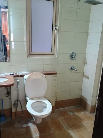 Bathroom in 1 BHK Apartment at Sant Nagar – for Rent