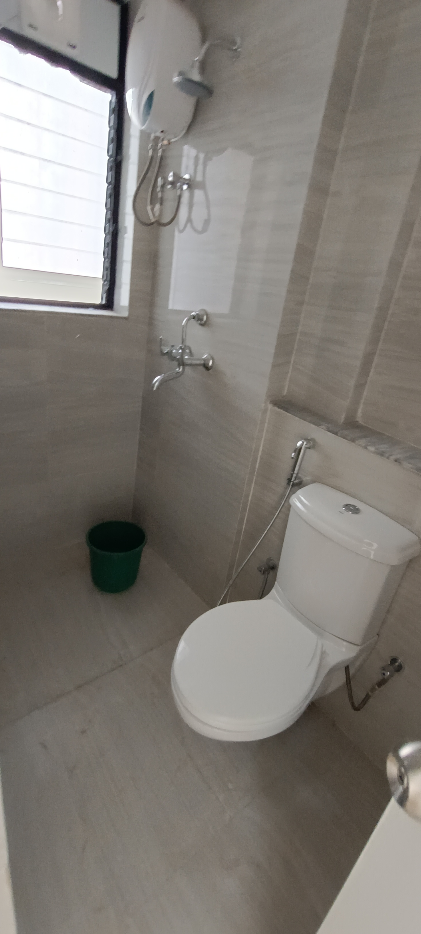 1.5 BHK Apartment For Sale in Runwal Gardens