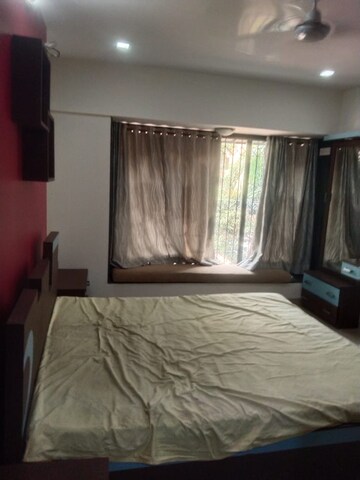 Bedroom in 3 BHK Apartment at Windsor Tower, Andheri West – for Sale