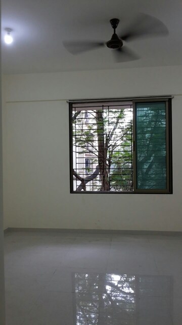 Room in 4 BHK Apartment at Lodha World One, Worli – for Sale
