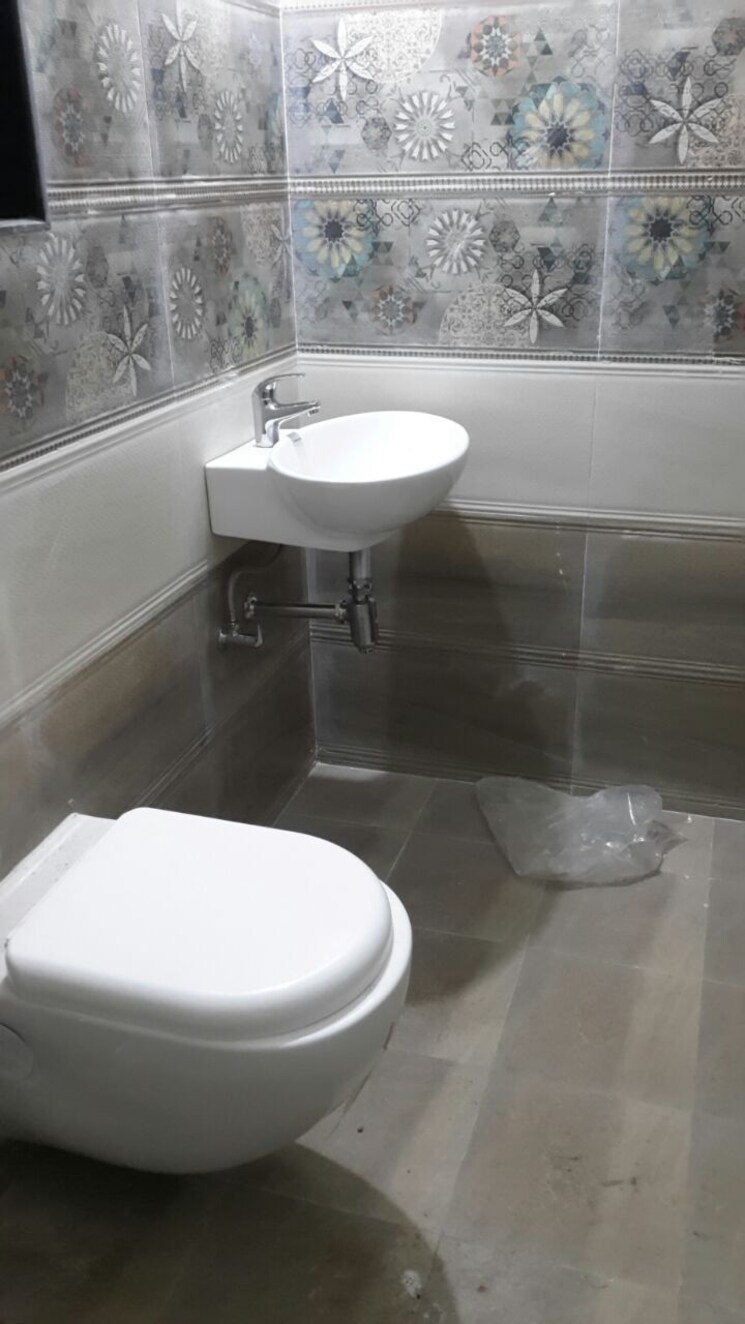 Bathroom, lodha-world-one 4 Bedroom 2160 Sq.Ft. Apartment In Worli Mumbai 8002146