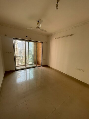 Room in 2 BHK Apartment at Nahar Lilium Lantana, Chandivali – for Sale