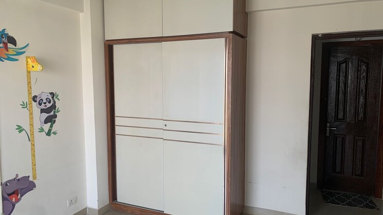 Room, saya-zenith 3 Bedroom 1480 Sq.Ft. Apartment In Ahinsa Khand 2 Ghaziabad 8002174