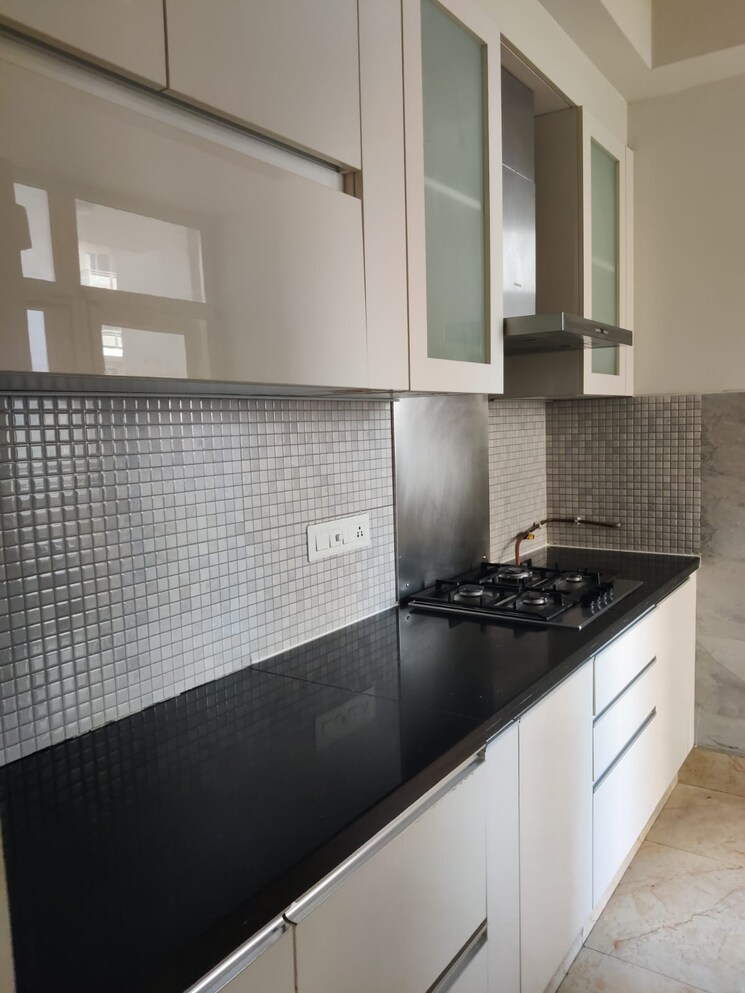 Kitchen, dlf-the-ultima 3 Bedroom 2100 Sq.Ft. Apartment In Sector 81 Gurgaon 8002196