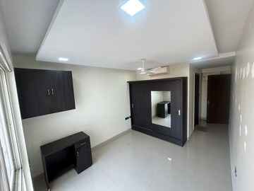 Room in 3.5 BHK Apartment at Nyati Esteban, Undri – for Sale