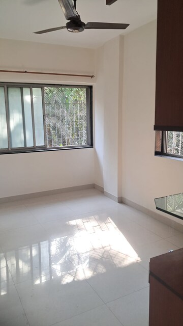 Room in 2 BHK Apartment at Shree Dattaguru CHS Chembur, Chembur – for Rent