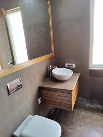 Attached Bathroom in 3 BHK Builder Floor at Ansal Sushant Lok I, Sector 43 – for Rent