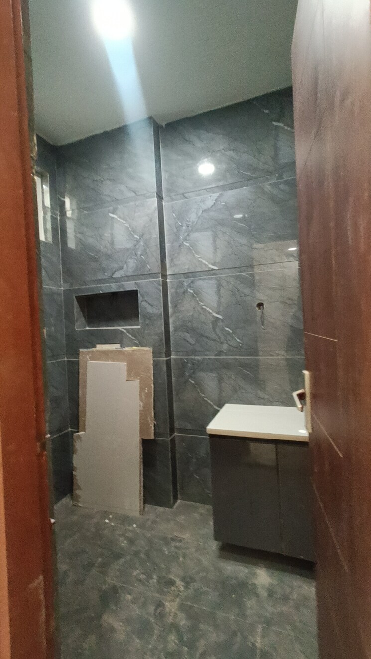Bathroom, arsha-madhav-greens 3 Bedroom 1110 Sq.Ft. Villa In Gomti Nagar Lucknow 8002255