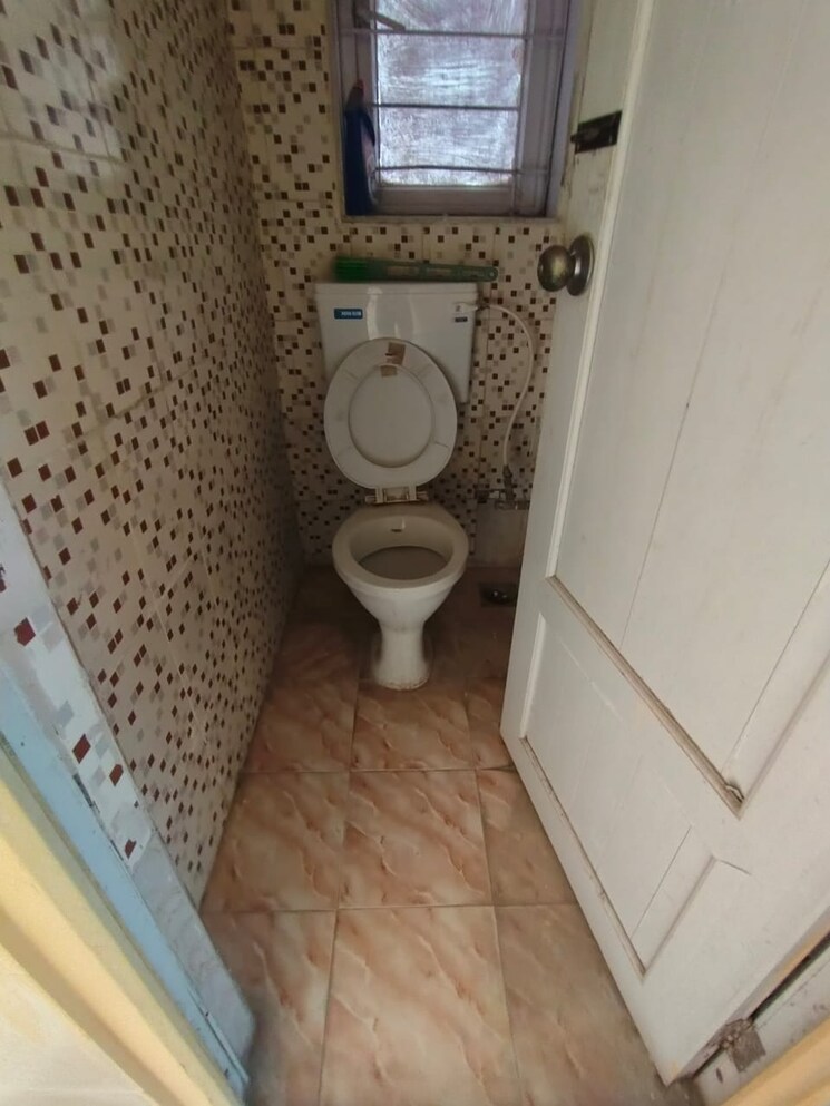 Bathroom, royal-palms-diamond-isle-phase-i 1 Bedroom 500 Sq.Ft. Apartment In Chembur Mumbai 8001774