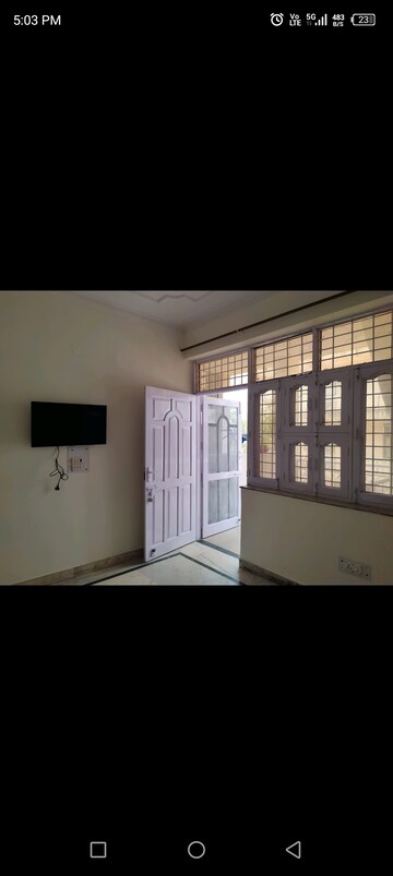 Room in 3.5 BHK Independent House at Kohli One Malibu Town, Sector 47 – for Sale