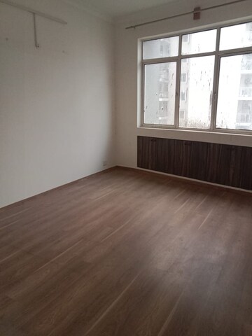 Room in 2 BHK Apartment at Raheja Vedaanta, Sector 108 – for Sale