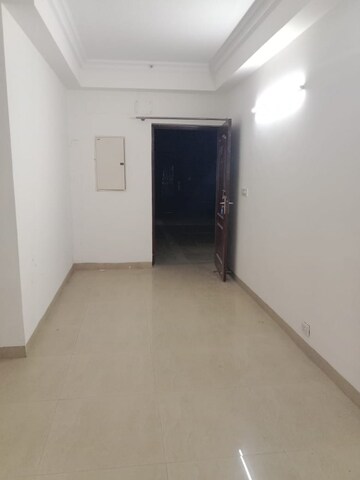 Room in 2 BHK Apartment at Raheja Vedaanta, Sector 108 – for Sale