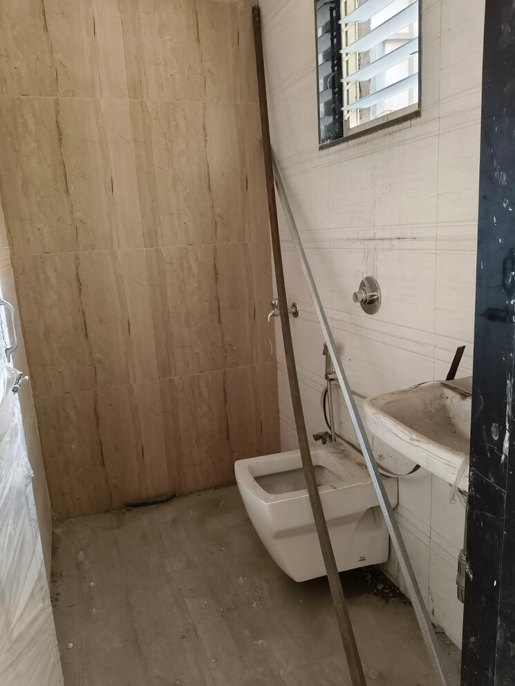 Bathroom, lodha-world-one 3 Bedroom 1334 Sq.Ft. Apartment In Worli Mumbai 8002330