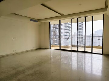 Room in 3.5 BHK Apartment at M3M Golf Estate, Sector 65 – for Rent