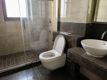 Attached Bathroom in 3.5 BHK Apartment at M3M Golf Estate, Sector 65 – for Rent
