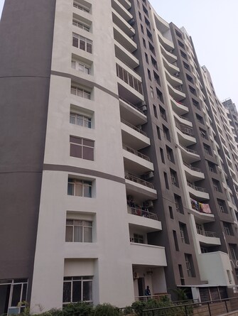 2 BHK Apartment For Resale in Raheja Vedaanta Sector 108 Gurgaon  8002314