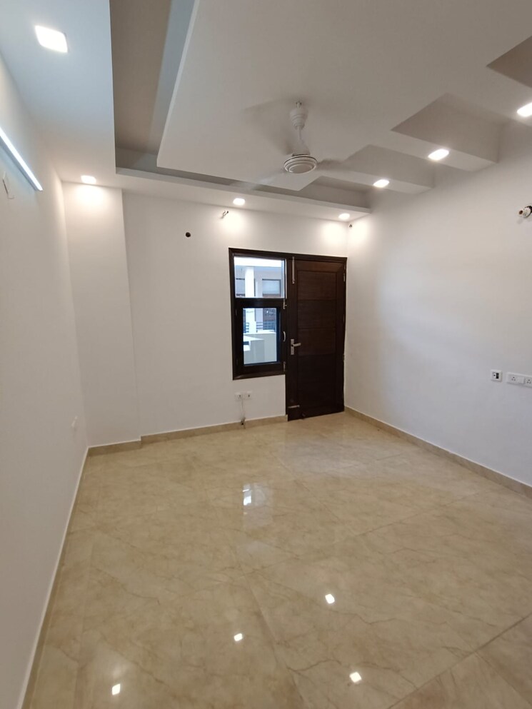 Room, sant nagar 1 RK 400 Sq.Ft. Apartment In Sant Nagar Delhi 8002264