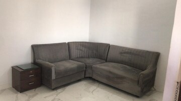 2 BHK Apartment For Rent in Bandra West
