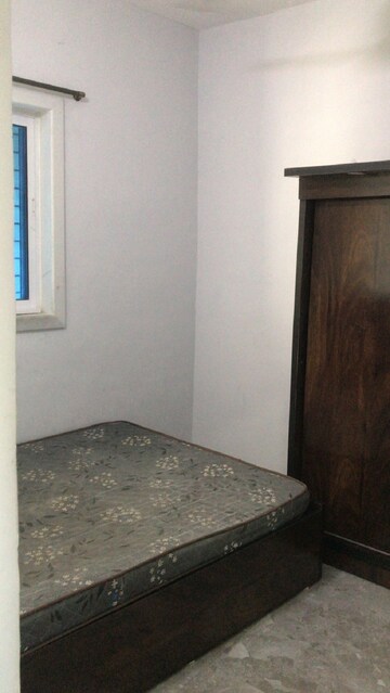 Bedroom in 2 BHK Apartment at Bandra West – for Rent