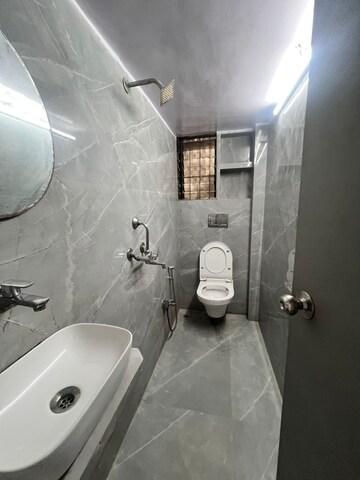 Bathroom in 1 BHK Apartment at Andheri West – for Rent