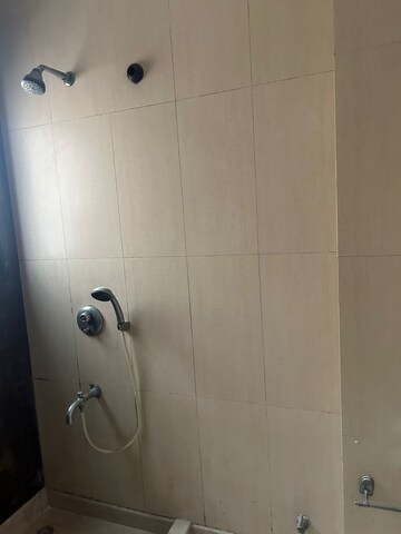 Bathroom in 1 BHK Apartment at Sant Nagar – for Rent