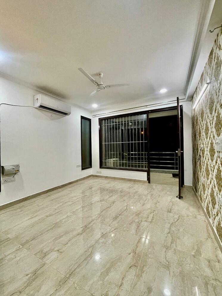 Room, empire-floors 3 Bedroom 1500 Sq.Ft. Builder Floor In Sector 57 Gurgaon 8002348