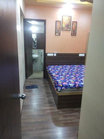 Room in 1.5 BHK Apartment at Lodha Palava City, Dombivli East – for Rent
