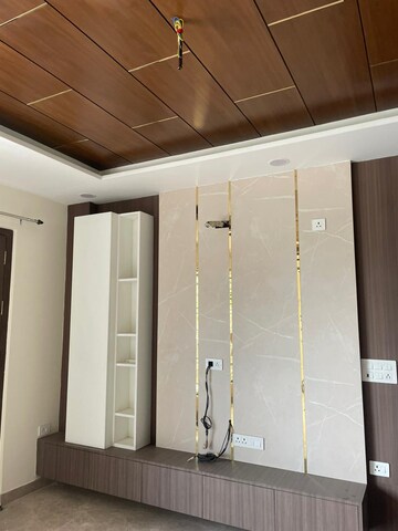 Room in 1 BHK Apartment at Sant Nagar – for Rent