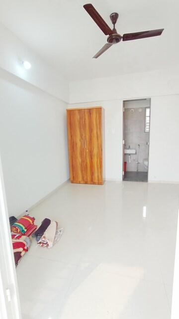 Furnished Amenities in 2 BHK Apartment at Divine Palm Springs, Wakad – for Rent