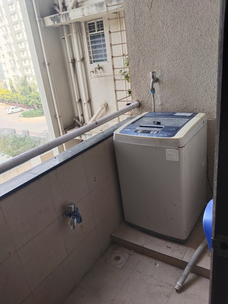 Balcony, iparmar-state-bank-nagar 2 Bedroom 850 Sq.Ft. Apartment In Pashan Pune 8002472