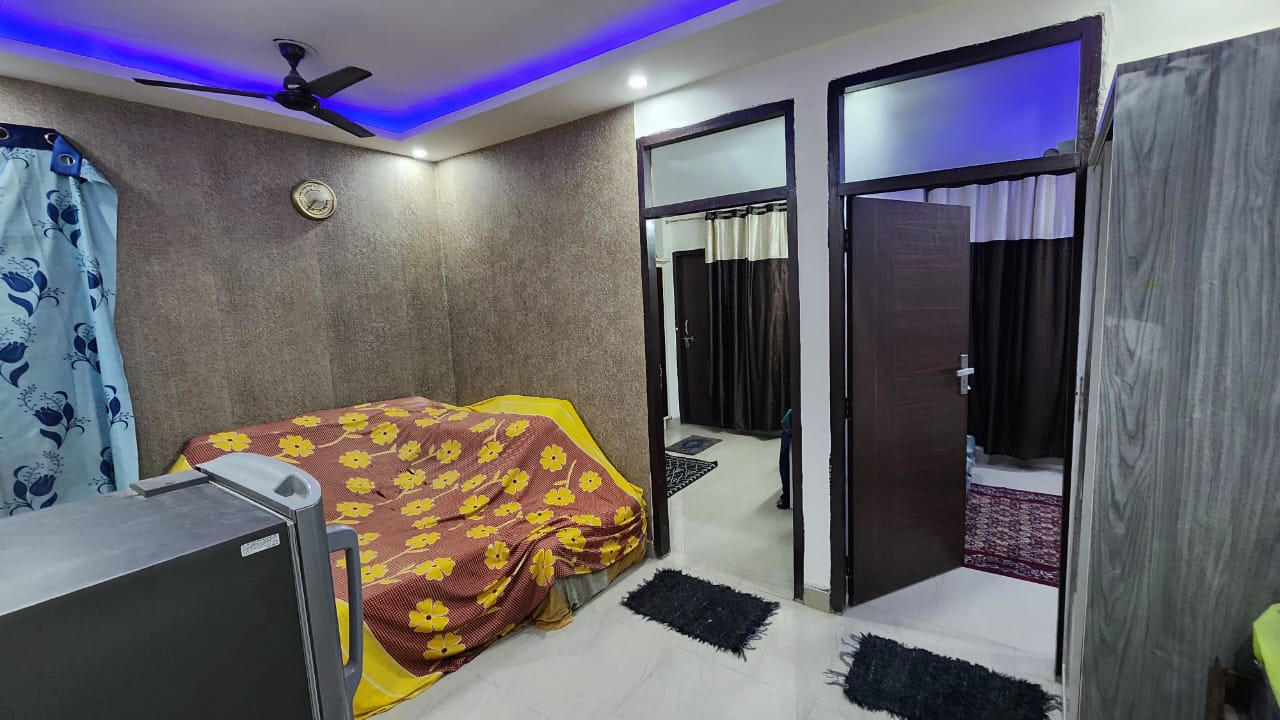 2 BHK Builder Floor For Sale in J.S.R Apartment 