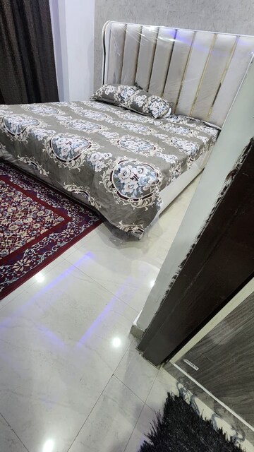 Bedroom in 2 BHK Builder Floor at Sector 73 – for Sale