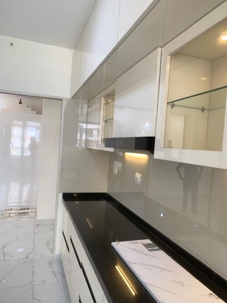 Kitchen, mantri-lithos 3 Bedroom 1920 Sq.Ft. Apartment In Thanisandra Bangalore 8002373